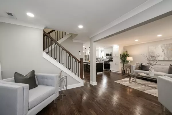 Chicago, IL 60620,9423 S Sangamon ST