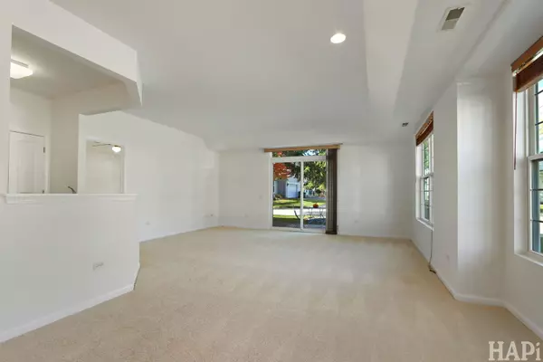 Huntley, IL 60142,14089 Moraine Hills DR