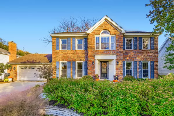 2S481 White Birch LN, Wheaton, IL 60189