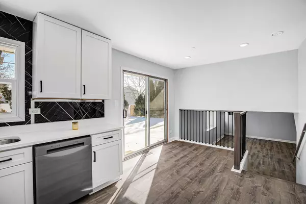 Orland Hills, IL 60487,16779 92nd AVE