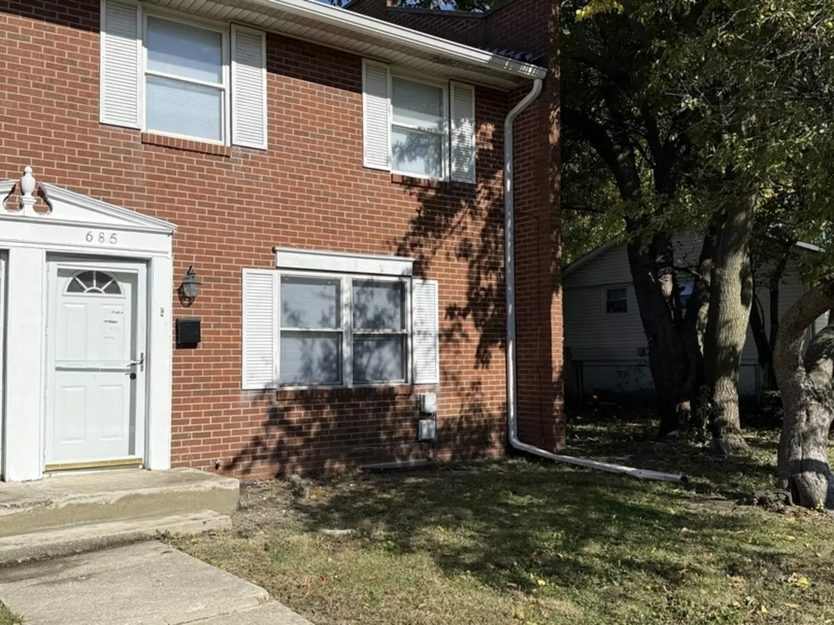 Aurora, IL 60506,685 OLD INDIAN TRAIL RD