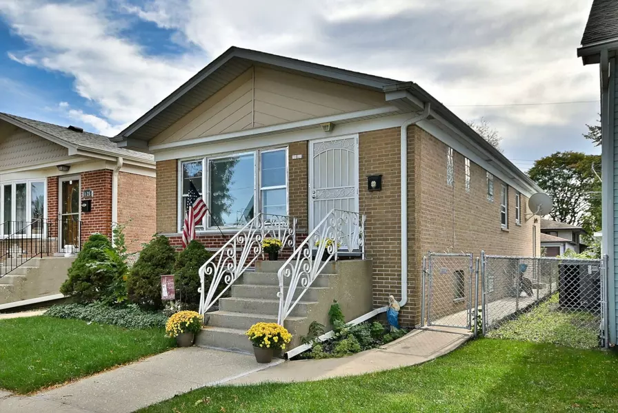 7127 W Summerdale AVE, Chicago, IL 60656