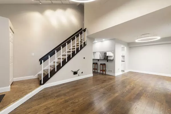 Lake Zurich, IL 60047,136 MOHAWK TRL #D