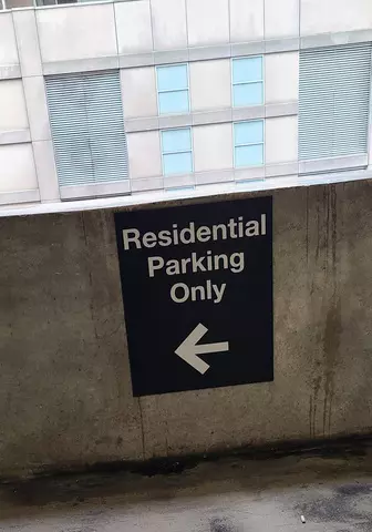 Chicago, IL 60654,33 W Ontario ST #P11-C23