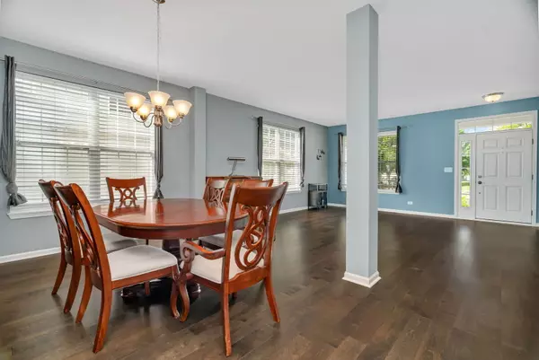 Joliet, IL 60431,1002 Angelica CIR