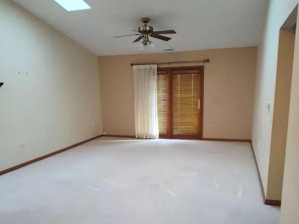 Joliet, IL 60436,2628 Eagle DR #2628