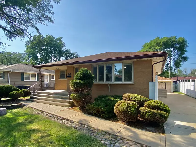 3454 E 170th ST, Lansing, IL 60438