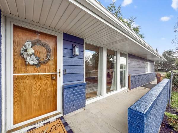 Batavia, IL 60510,4 Mayflower DR