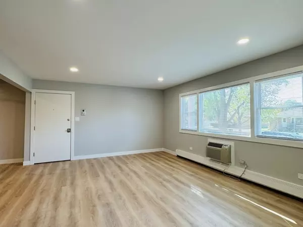 La Grange Park, IL 60526,1443 Homestead ST #1NW