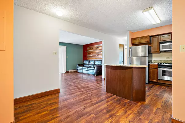 Crest Hill, IL 60403,1521 Pioneer RD #7