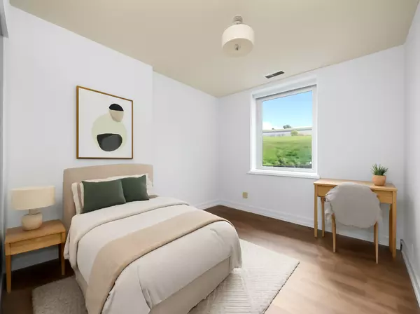 Chicago, IL 60616,238 W 31st ST #4W