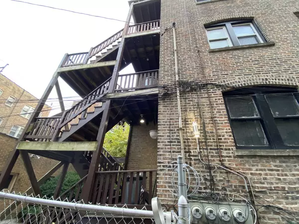 Chicago, IL 60649,Address not disclosed