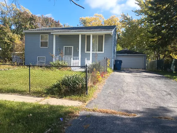 22223 Navaho AVE, Sauk Village, IL 60411