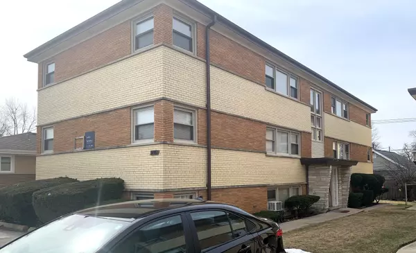 7538 WAUKEGAN RD #1-W, Niles, IL 60714