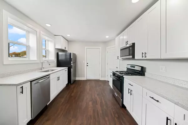 Chicago, IL 60644,5426 W Jackson BLVD #APT2