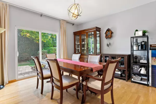 Northbrook, IL 60062,1649 Central AVE