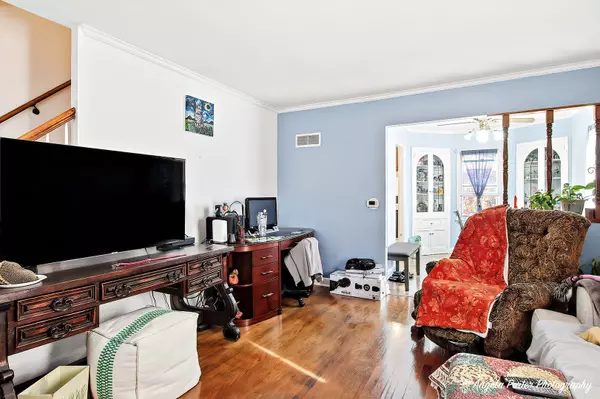 Waukegan, IL 60085,1613-1615 North AVE