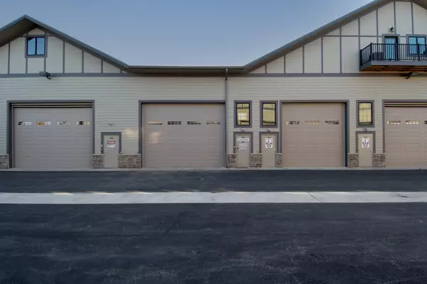 Naperville, IL 60540,2220 Ferry RD #102