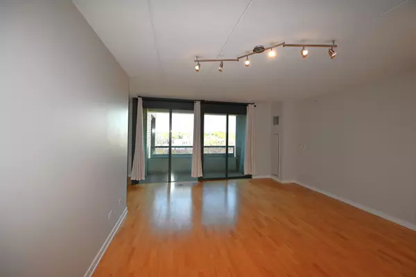 Evanston, IL 60202,900 CHICAGO AVE #510