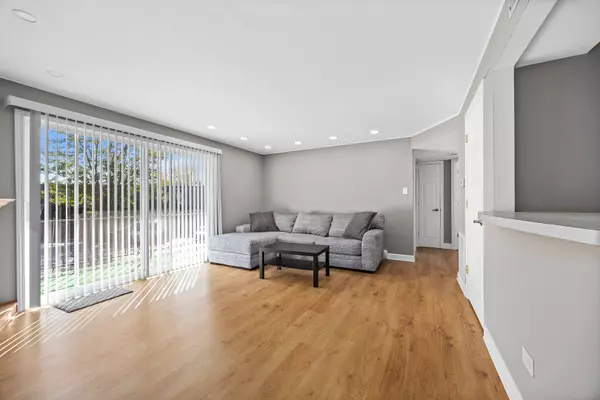 Palos Hills, IL 60465,11126 S 84th AVE #11126