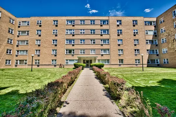 6161 N Hoyne AVE #414, Chicago, IL 60659