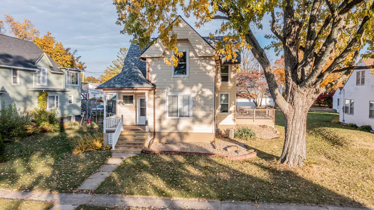 Princeton, IL 61356,15 S Vernon ST