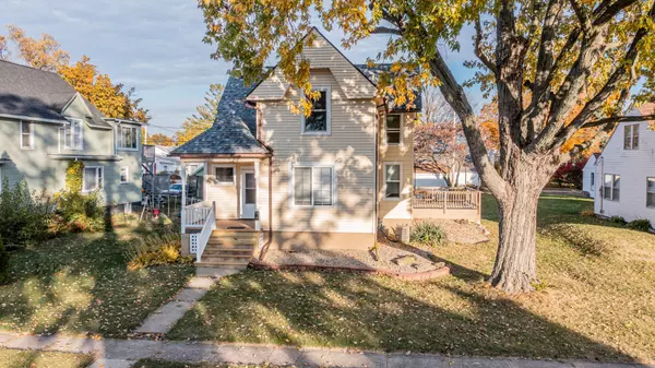 15 S Vernon ST, Princeton, IL 61356