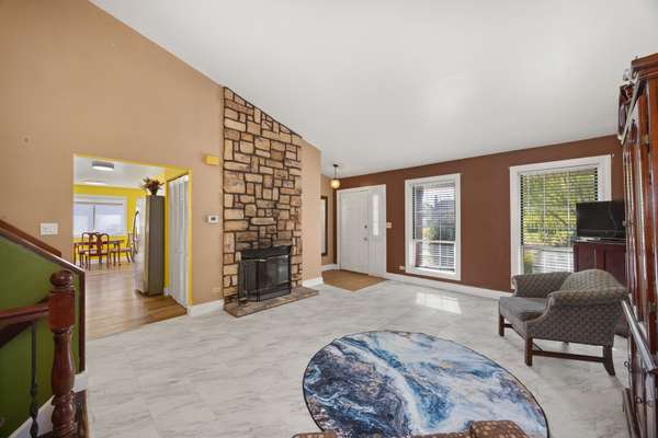 Elgin, IL 60120,1256 Concord DR