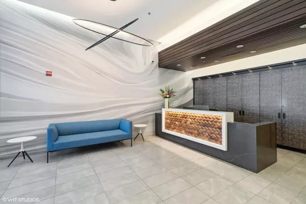 Chicago, IL 60654,303 W OHIO ST #3206