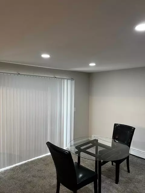 Lombard, IL 60148,1301 S Finley RD #414