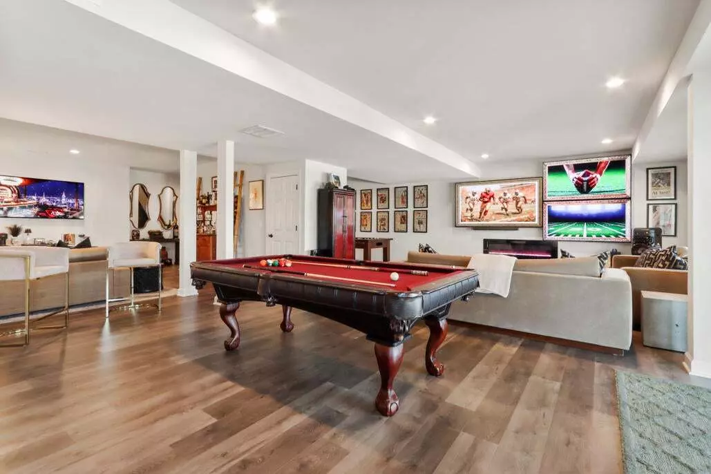 Lake Geneva, WI 53147,565 N Boulder Ridge DR