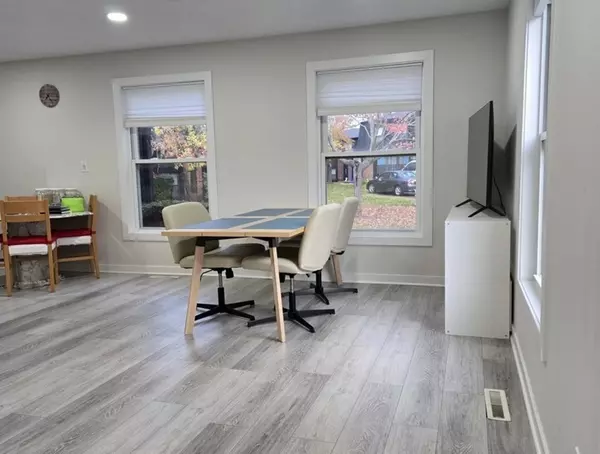 Deerfield, IL 60015,1426 Inverrary LN