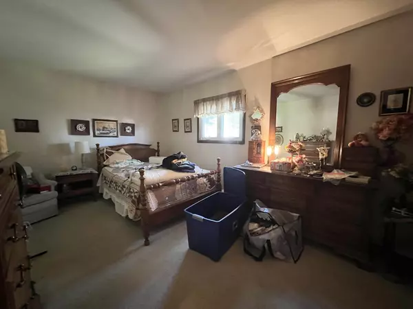 Bourbonnais, IL 60914,54 Bonds DR