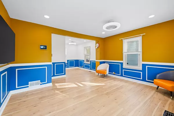 Harvey, IL 60426,14301 Parnell AVE