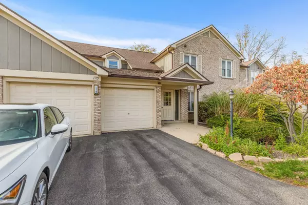 170 Grove AVE #A, Des Plaines, IL 60016