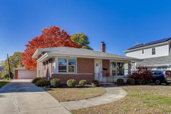 4432 Harvey AVE, Western Springs, IL 60558