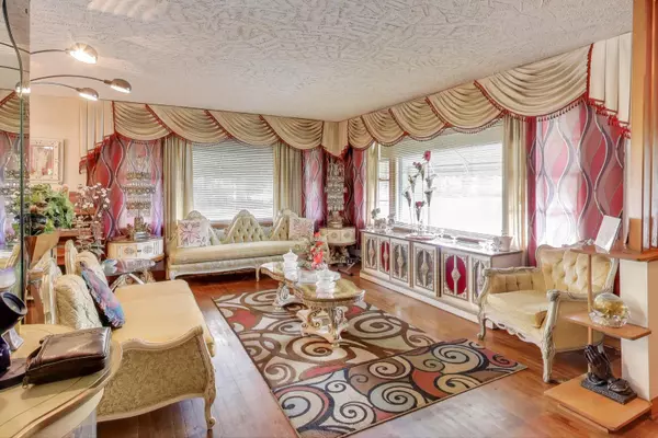 Broadview, IL 60155,2032 S 22nd AVE