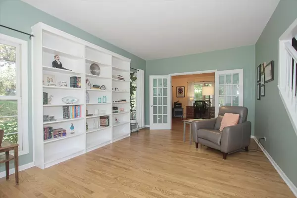 Carpentersville, IL 60110,3404 Green Pastures RD