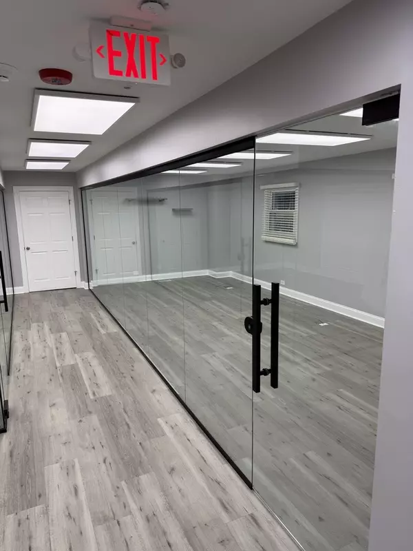 Glendale Heights, IL 60139,1140 N Main ST