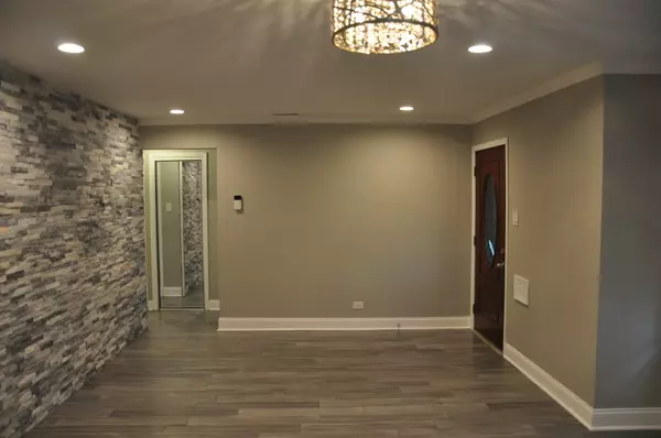 Park Forest, IL 60466,207 Mantua ST