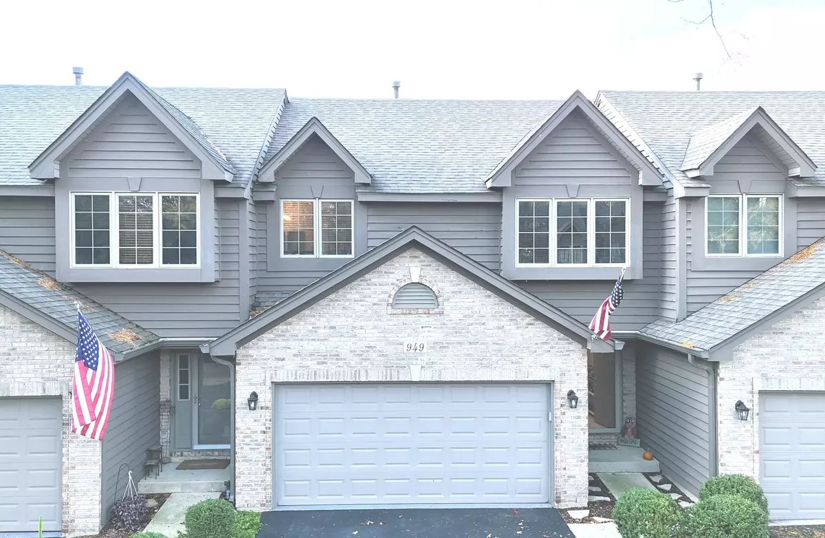 Elgin, IL 60123,949 Millcreek CIR