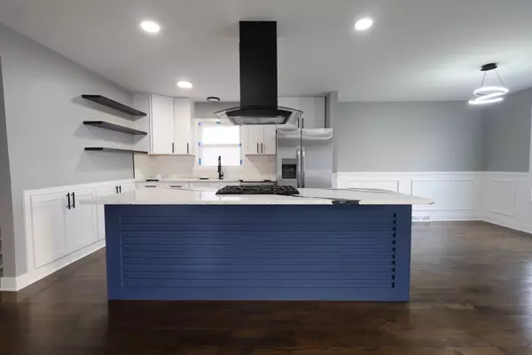 Dolton, IL 60419,15742 E End AVE