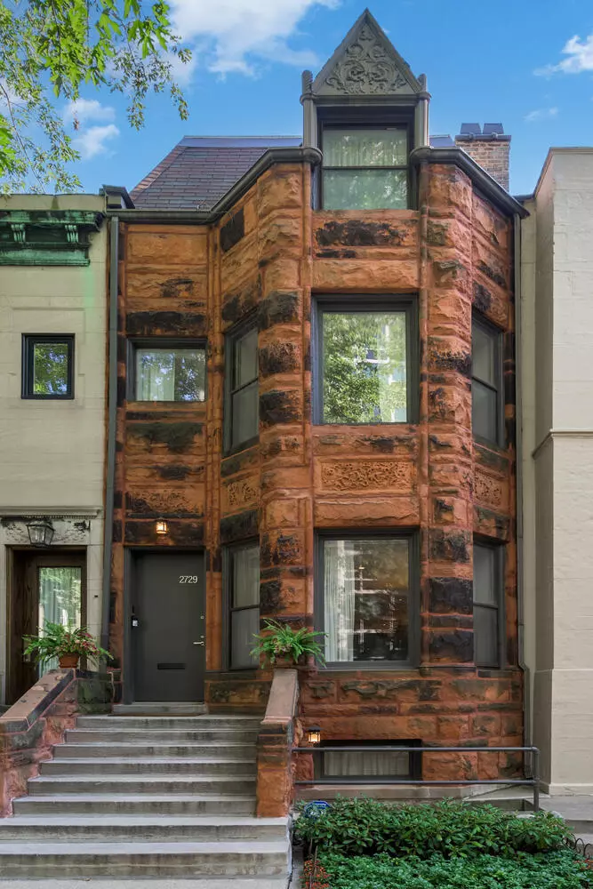 Chicago, IL 60614,2729 N Hampden CT