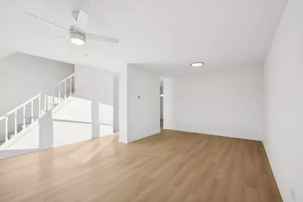 Schaumburg, IL 60194,923 Banbury CT