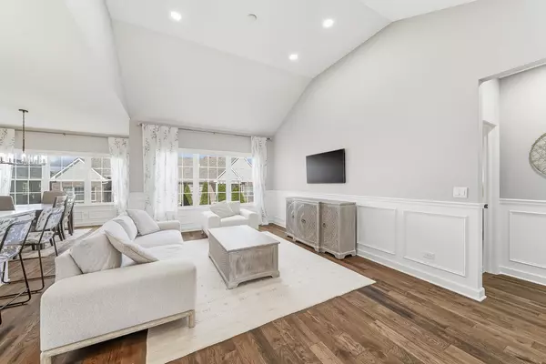 Lemont, IL 60439,1409 Notting Hill DR