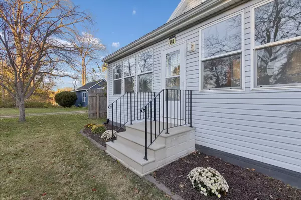 Rockton, IL 61072,303 S Ferry ST