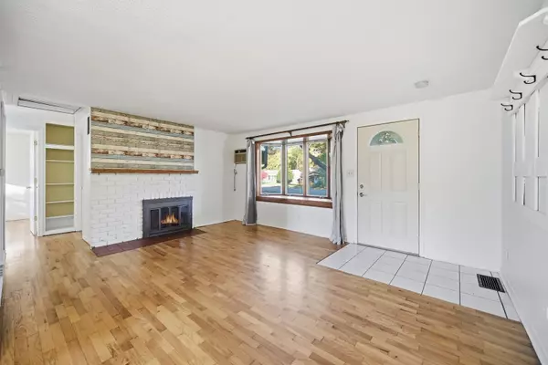 Wheaton, IL 60187,212 N KNOLLWOOD DR