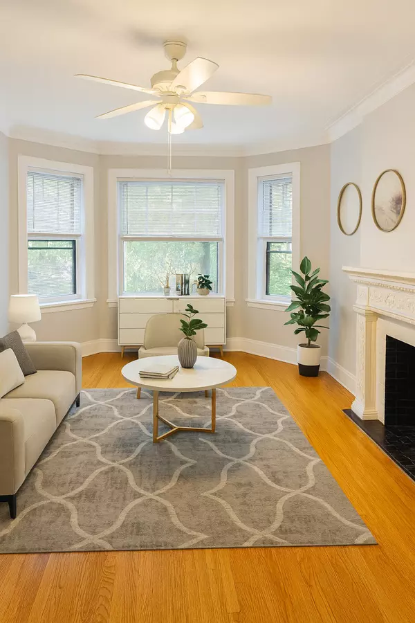 Evanston, IL 60202,108 Keeney ST #2