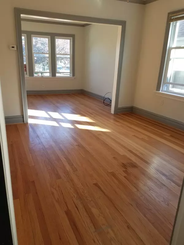 Chicago, IL 60630,Address not disclosed