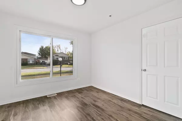 Markham, IL 60426,2236 W 157th PL